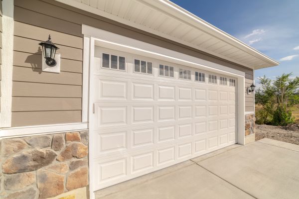 Cost of Garage Lifting in Delaware